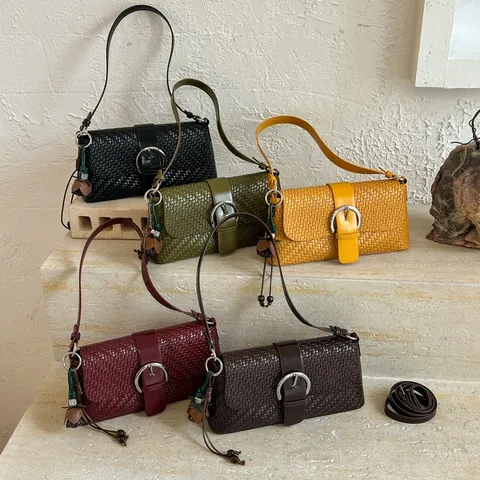 Borsa Sottoascellare di Nicchia Francese Per Donna Autunno Vintage Borsa a Mano Casual Pendolare Borsa a Tracolla Singola Baguette Elegante Tinta Unita Intrecciata in PU