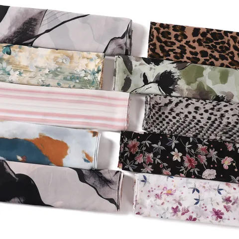 Women Chiffon Scarf Long Lightweight Floral Leopard Print Head Wrap Soft Breathable Neck Scarf Fashion Accessory