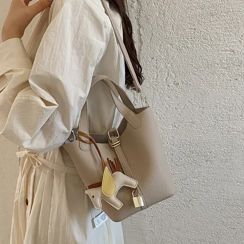Minimalist PU Leather Bucket Bag Chic Urban Stitching Lock Top Handle Handbag Single Strap Shoulder Crossbody Tote Bag For Women