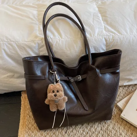 Borsa Tote da Donna in Pelle Scamosciata Vintage a Grande Capacità Borsa a Tracolla Casual da Pendolare Borsa a Mano Retrò con Decoro Peluche
