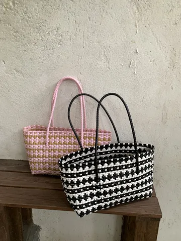 Damen Große Kapazität Gewebte Handtasche Hohl Kunststoff Strandtasche Karierte Einkaufskorb Urlaub Freizeit Tote