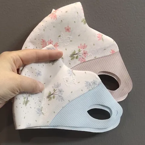 Masque Solaire pour Femmes Été 3D Sans Coutures Visage Mince Extérieur Protection Solaire Masque Floral