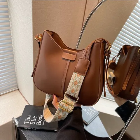 Donna Pelle PU Borsa Secchiello Stile Coreano Chic Borsa a Tracolla Borsa a Spalla Con Tracolla Larga Borsetta