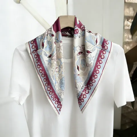 Sciarpa Quadrata in Satin Stampata Primavera Estate da Donna Moda Tema Marino Oceanico Sottile Sciarpa Collo Protezione Solare