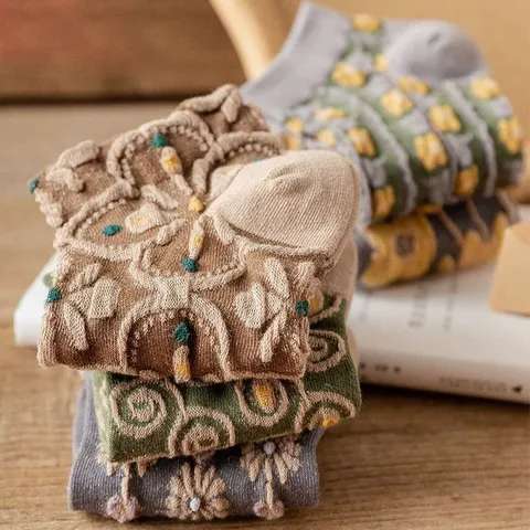 Chaussettes Courtes Vintage à Fleurs Gaufrées pour Femmes Style Palais Mignon Respirant Fin Printemps Été Chaussettes De Cheville Décontractées