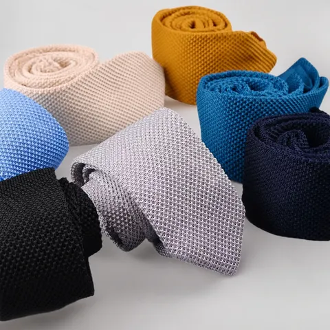 Herren Business Casual Gestrickte Krawatte Einfarbig Polyester Schmaler Spitzer Halsbinder Mode Hochzeit Party Halsschmuck