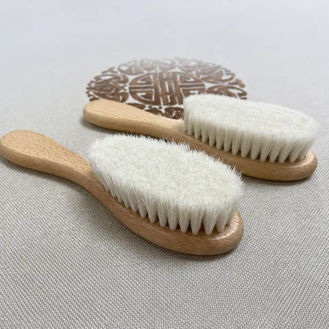 Long Handled Beech Wood Soft Wool Bristle Shoe Brush For Leather Polishing And Care
