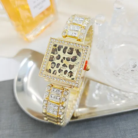 Reloj de Mujer con Diamantes de Imitación Cuadrados de Lujo Reloj de Pulsera de Cuarzo con Pavé de Diamantes Minimalista Elegante Reloj de Cadena de Aleación Joyería de Moda para Mujer