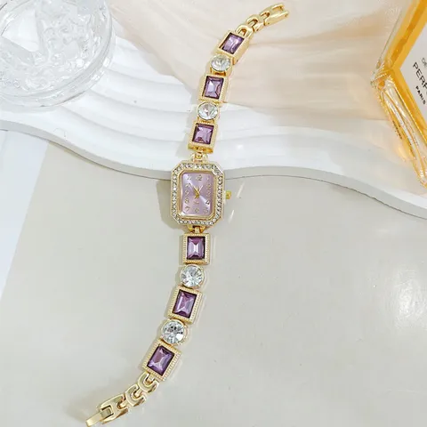 Luxus Quadratische Edelstein Eingelegt Armbanduhr Für Damen Elegant Strass Legierung Quarzuhr Mode Nische Damen Armbanduhr Geschenk