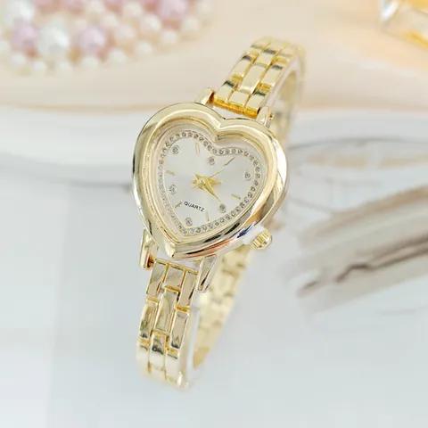 Orologio al Quarzo da Donna di Lusso a Forma di Cuore con Strass Cinturino a Bracciale in Lega Elegante Regalo Gioielli