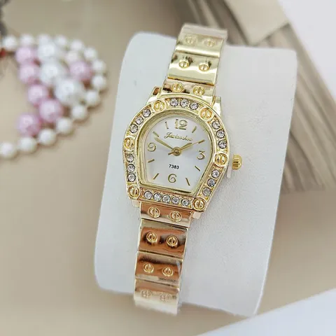 Fashion Women Quartz Watch Rhinestone Bezel Gold Steel Band Luxury Numeric Dial Ladies Wristwatch Casual Elegant Bracelet Watch