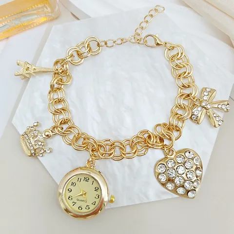 Niche Mode Legering Strass Dames Horloge Rond Kwartshorloge Elegantie Charme Armband Horloge Met Multi Hangers Voor Vrouwen
