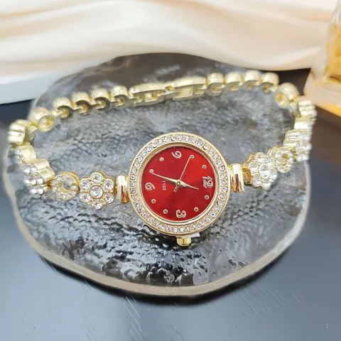 Fashion Women Rhinestone Floral Bangle Watch Alloy Quartz Watch Luxury Ladies Jewelry Wristwatch With Flower Design Chain Strap
