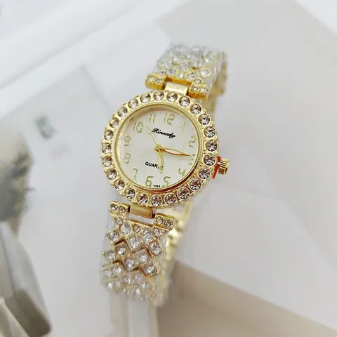 Luxury Alloy Rhinestone Women's Watch Fashionable Full Diamond Quartz Bracelet Watch Elegant Gold Silver Dial Wristwatch For Women Jewelry