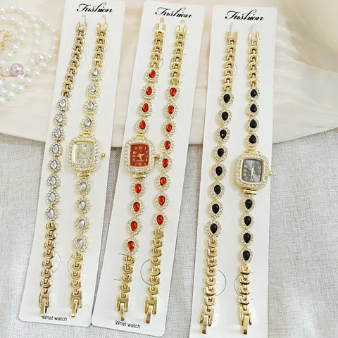 Luxus Mode Strass Quadratische Uhr Und Armband Set Für Damen Gold Legierung Quarz Armbanduhr Mit Edelstein Akzenten