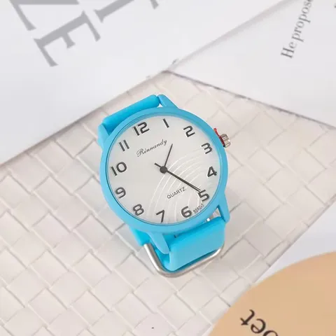 Lässige Mode Quarzuhr Minimalistisches Rundes Zifferblatt Große Arabische Ziffern Silikonarmband Armbanduhr Für Studenten Paare Unisex Armbanduhr