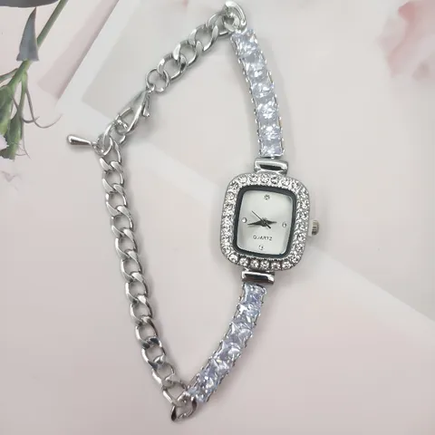 Simple Elegant Square Rhinestone Bracelet Watch For Women Korean Fashion Ladies Alloy Quartz Full Diamond Wristwatch Jewelry Gift
