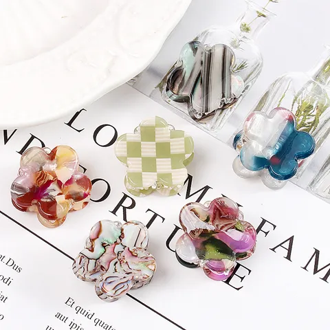 Mini Molletta per Capelli a Forma di Fiore in PVC Geometrico Retrò con Motivo a Scacchiera Tartarugata Fermaglio per Capelli da Donna Decorazione Quotidiana