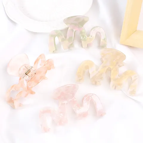Pince Crabe Géométrique Forme de Vague Transparent Motif Marbre Barrette Carrée Taille Moyenne PVC Antidérapante Pince à Cheveux pour Femmes Accessoires Quotidiens