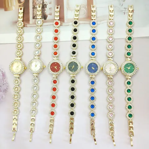 Elegante Legierung Strass Armbanduhr Leichten Luxus Runde Analoge Quarzuhr Für Frauen Mode Kleid Schmuck Uhr Geschenk