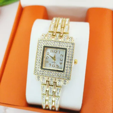 Luxury Women Quartz Watch Fashion Full Rhinestone Square Dial Alloy Wristwatch Shiny Crystal Bling Elegant Dress Watch For Party