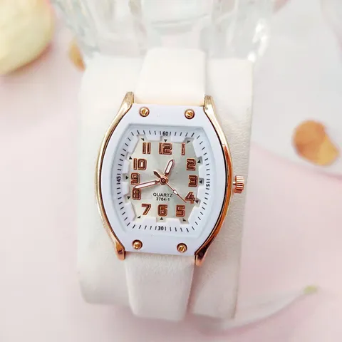 Mode Casual Damen Quarzuhr Tonneau Form Legierungsgehäuse Mit Silikon Kunstlederarmband Arabische Ziffern Zifferblatt Armbanduhr Für Studenten Damen