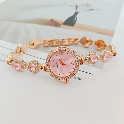 Damen Elegant Strass Eingelegt Armbanduhr Kleeblatt Design Luxus Quarz Uhr Mode Edelstein Armbanduhr Party Schmuck