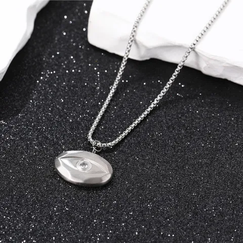 Collier Pendentif Mauvais Œil en Titane Pur pour Hommes Femmes Minimaliste Collier en Acier Titane Incrusté de Strass Bijoux Inaltérables