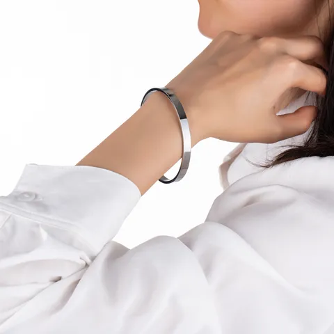 Edelstahl Graviertes Armreif Für Muttertagsgeschenk Eleganter C-Förmiger Schriftzug Armreif Mutter Dankbarkeit Schmuck Für Damen