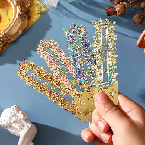 Metall Durchbrochenes Blumen Lesezeichen Vintage Messing Chinesischer Stil Inspirierendes Zitat Buchseitenmarkierung