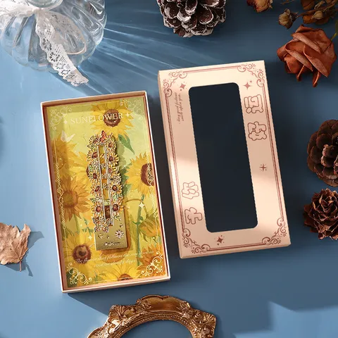Marque-page en Métal de Style Chinois Classique Ajouré Vintage Design Floral Papillon Avec Chaîne Et Pendentif Souvenir Culturel