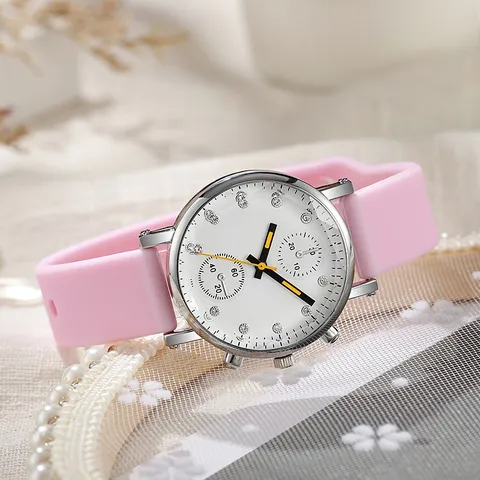 Women Quartz Watch Large Dial Silicone Strap Rhinestone Dial Analog Casual Wristwatch For Girls Fashion Accessories