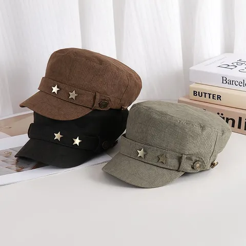 Vintage Militaire Chapeau Plat Hommes Femmes Coton Casual Casquette de Cadet Avec Étoile à Cinq Pointes en Métal Chapeau de Soleil Extérieur