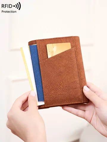 RFID Schutz Dreifach Gefaltet PU Leder Reisepasshülle Reise Brieftasche Dokumentenmappe Tasche Mit Integriertem AirTag Schutzschlitz Tracker Tasche Abdeckung Für Herren Damen