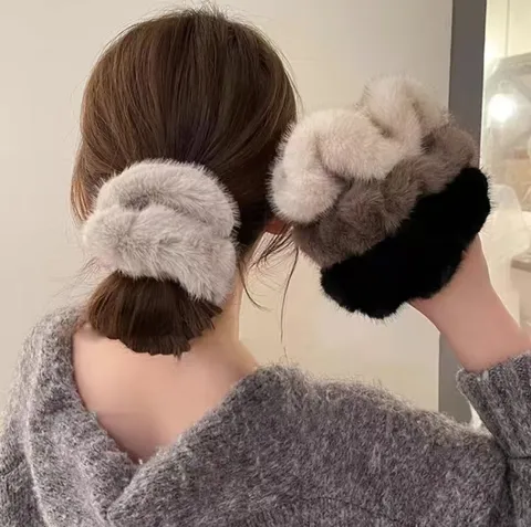 Vintage Plush Scrunchie Soft Faux Fur Hair Tie Elastic Ponytail Holder Thick Hair Bands Fashion Hair Accessories For Women