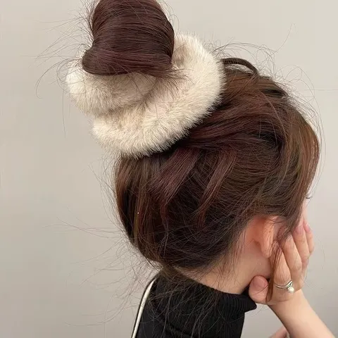 Vintage Plush Scrunchie Soft Faux Fur Hair Tie Elastic Ponytail Holder Thick Hair Bands Fashion Hair Accessories For Women
