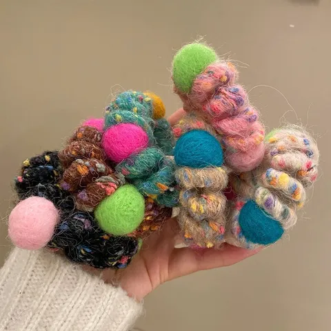 Minimalist Winter Wool Yarn Wrapped Telephone Cord Hair Ties Pom Pom Elastic Hair Bands Ponytail Holders For Women Girls