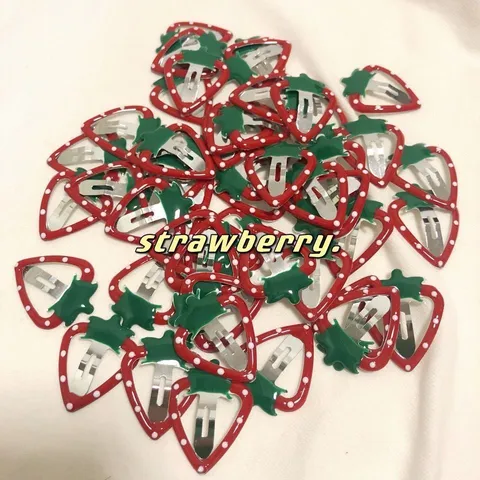 Süße Frucht Haarspangen Für Damen Mädchen Kawaii Dopamin Erdbeere Apfel Banane Ananas Haarnadel Emaille Legierung Haarschmuck Seitenclips