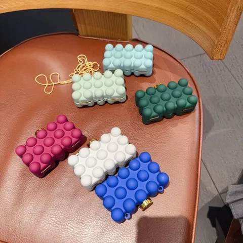 Borsa da Sera in Acrilico con Tessitura a Bolle Mini Borsa Tracolla Guscio Rido Sfera Metallica Catena Festa Donna