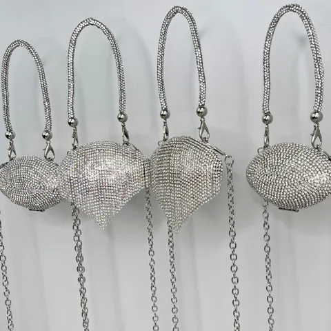 Mode Metall Strass Abendtasche Mini Clutch Handtasche Luxus Glitzer Umhängetasche Box Tasche Mit Quaste Griff Kette Schultertasche Für Damen Hochzeit Party