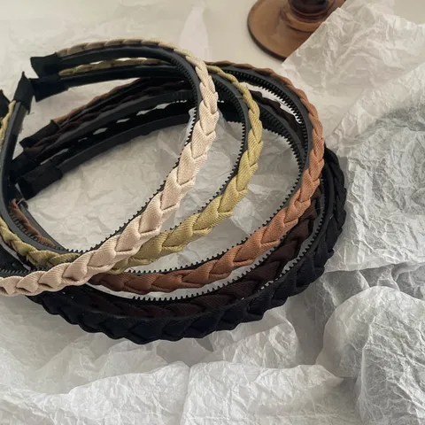 Women Elegant Coffee Woven Headband Thin Anti-Slip Hair Hoop With Teeth Korean Style Fabric Wrapped Plastic Hairband Gift