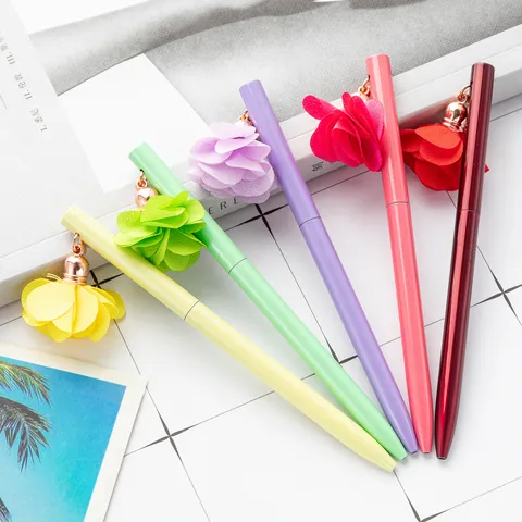 Metal Ballpoint Pen Cute Flower Pendant Writing Pen Student Stationery Office Supplies Multi Color Metal Rollerball Pen