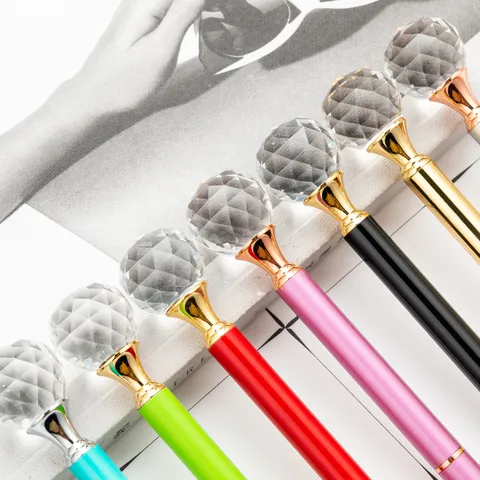 Luxury Metal Ballpoint Pen With Large Crystal Diamond Top Rotating Design Business Office Stationery Gift Pen