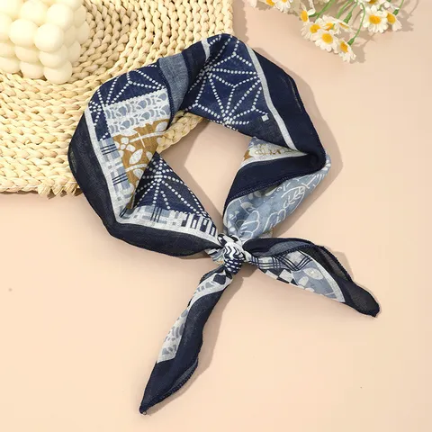 Women Cotton Linen Square Scarf Vintage Paisley Floral Print Bandana Elegant Neck Scarf Fashion Hair Accessories