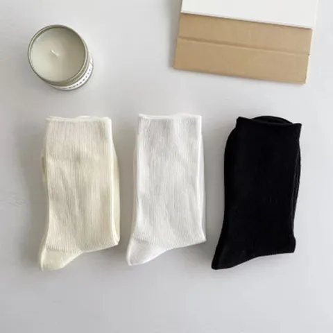 Damen Casual Einfarbige Mittelsocken Japanische Slouch Socken JK Lolita Atmungsaktive Baumwollmischung Mode Strumpfwaren