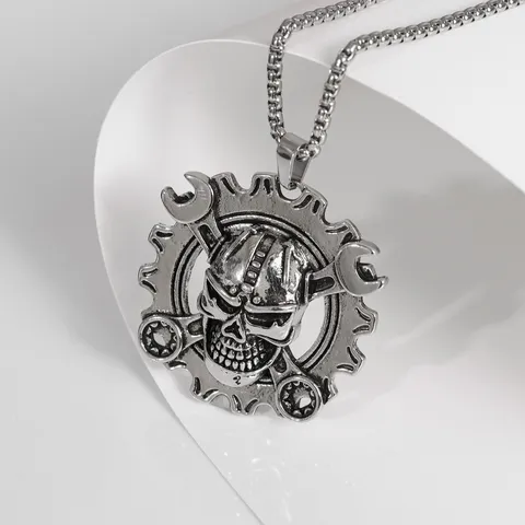Collier Homme Punk Hip-Hop Alliage de Zinc Crâne Mécanique Clé Pendentif Bijoux Style Cool Accessoires Quotidiens