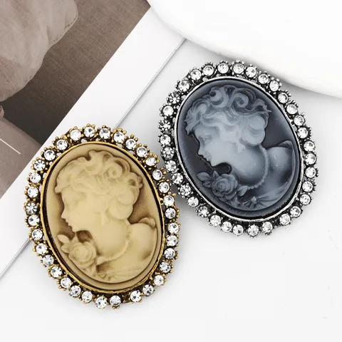 Vintage Beauty Portrait Cameo Brooch Alloy Rhinestone Victorian Style Cameo Pin For Women Fashion Jewelry Corsage Accessories