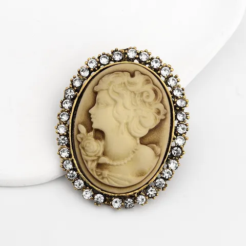 Vintage Beauty Portrait Cameo Brooch Alloy Rhinestone Victorian Style Cameo Pin For Women Fashion Jewelry Corsage Accessories