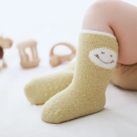 Neonato Inospettito Velluto Calzini a Metà Polpaccio per Neonati Carino Cartone Animato Faccia Sorridente Coniglio Stella Inverno Caldo Calzini Neonato