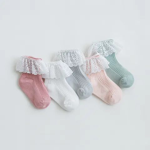 Chaussettes pour Nouveau-né et Bébé Mignon Couleur Unie Volant en Dentelle Coton Peigné Doux Respirant Chaussettes Fille